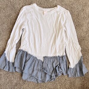 Cinq à Sept White Long Sleeve with pinstripe ruffle details, Size Small